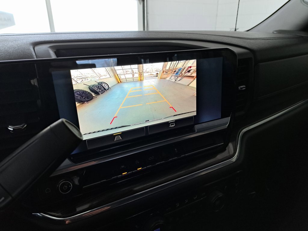 Used 2023 Chevrolet Silverado 1500 LT image 13