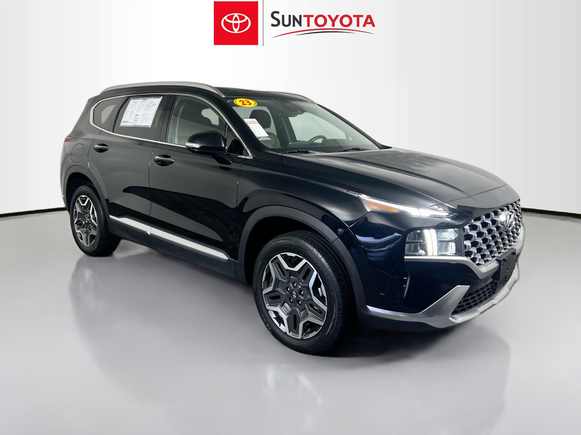 Used 2023 Hyundai Santa Fe SEL Convenience image 1