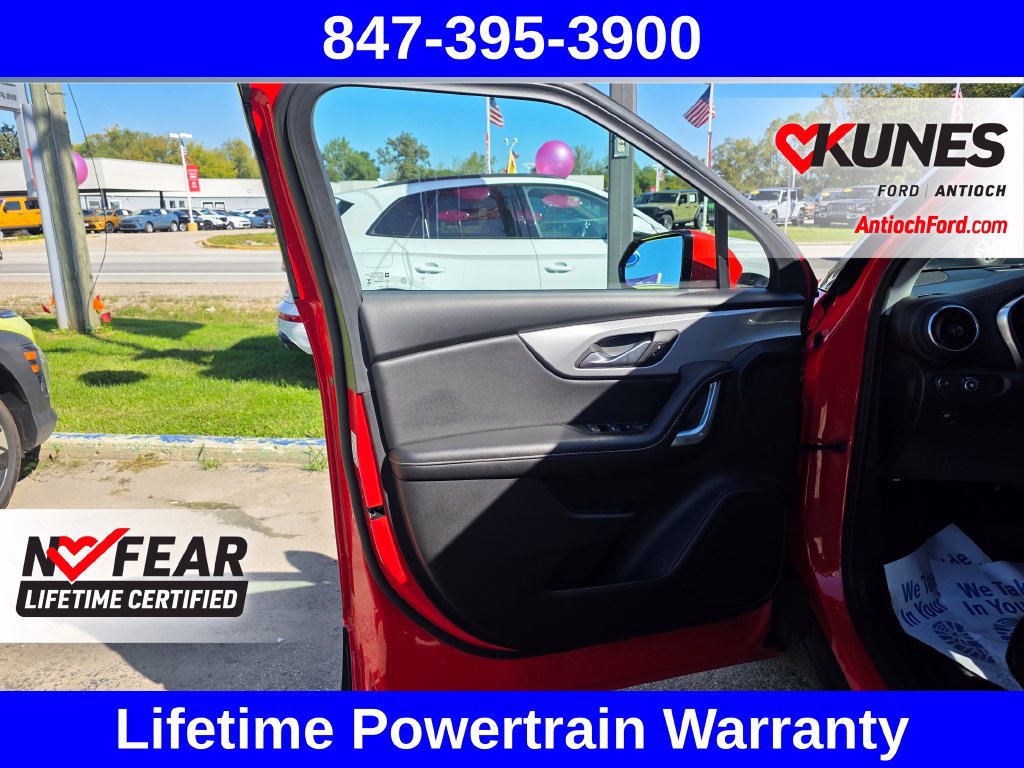 Used 2025 Chevrolet Blazer LT AWD/4WD image 25