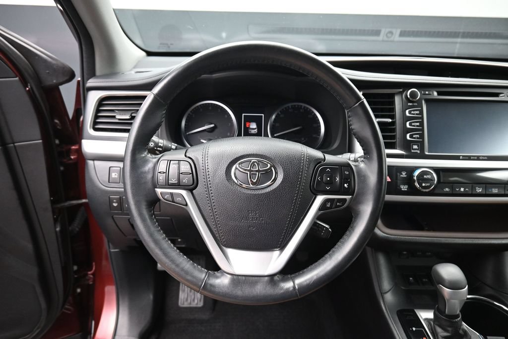 Certified 2017 Toyota Highlander Limited Platinum w/ Protection Package #3 AWD/4WD image 17