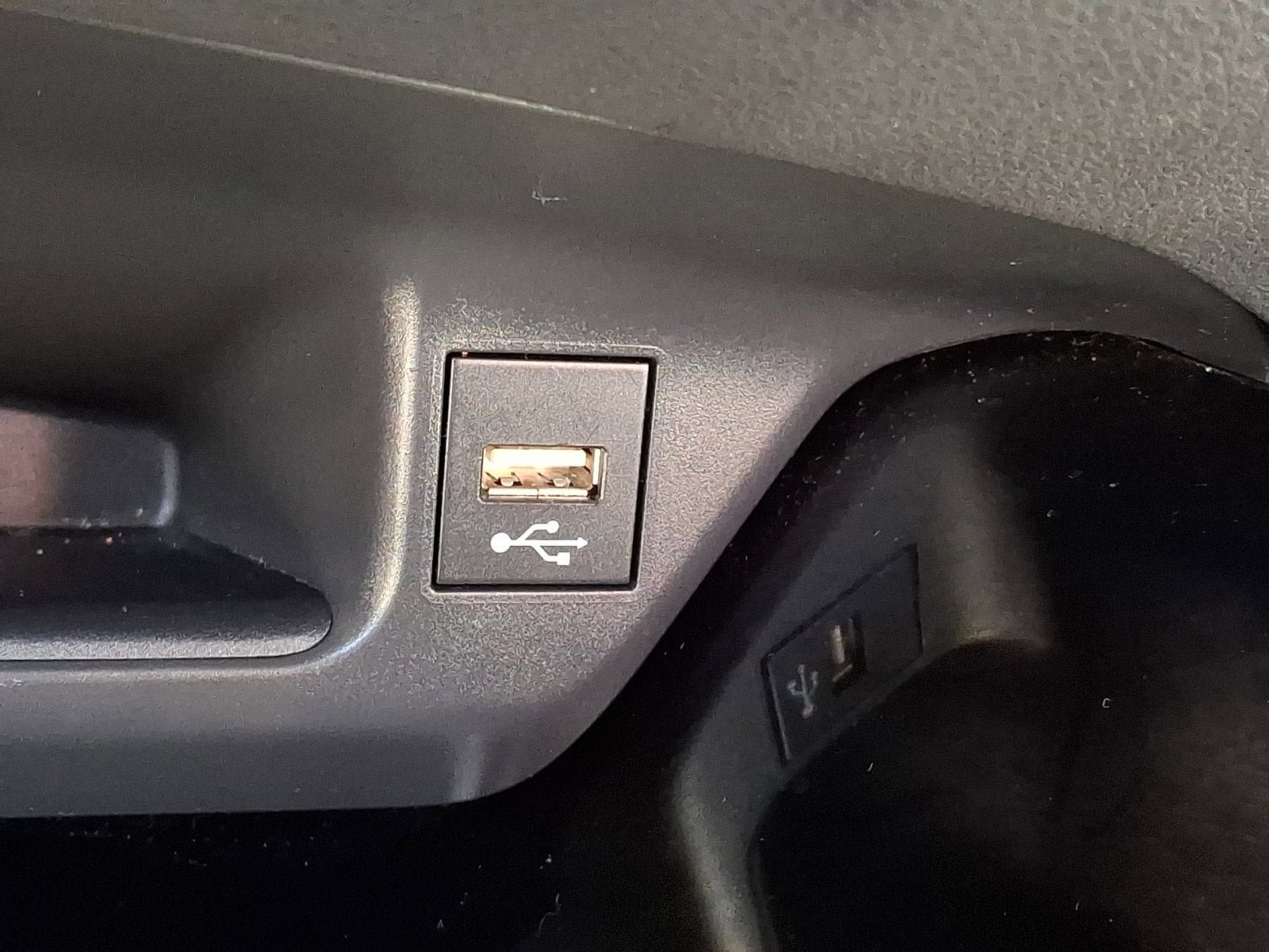 Used 2021 Toyota C-HR Nightshade image 23