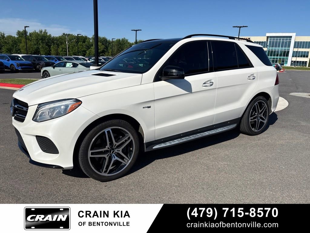 Used 2017 Mercedes-Benz GLE 43 AMG 4MATIC image 2