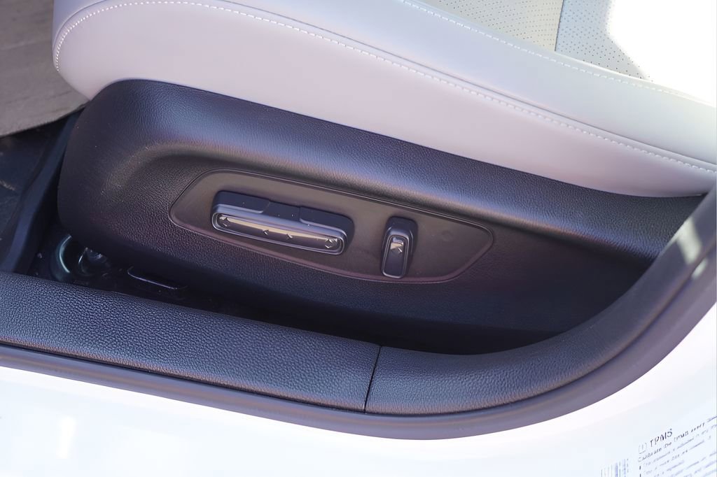 Used 2025 Honda Civic Sport image 17