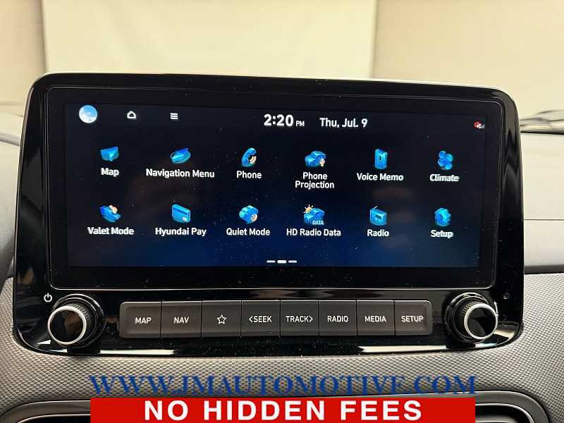 Used 2023 Hyundai Kona Limited AWD/4WD image 29