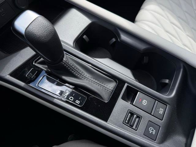 New 2026 Nissan Sentra SL w/ Floor Mat Package FWD image 26