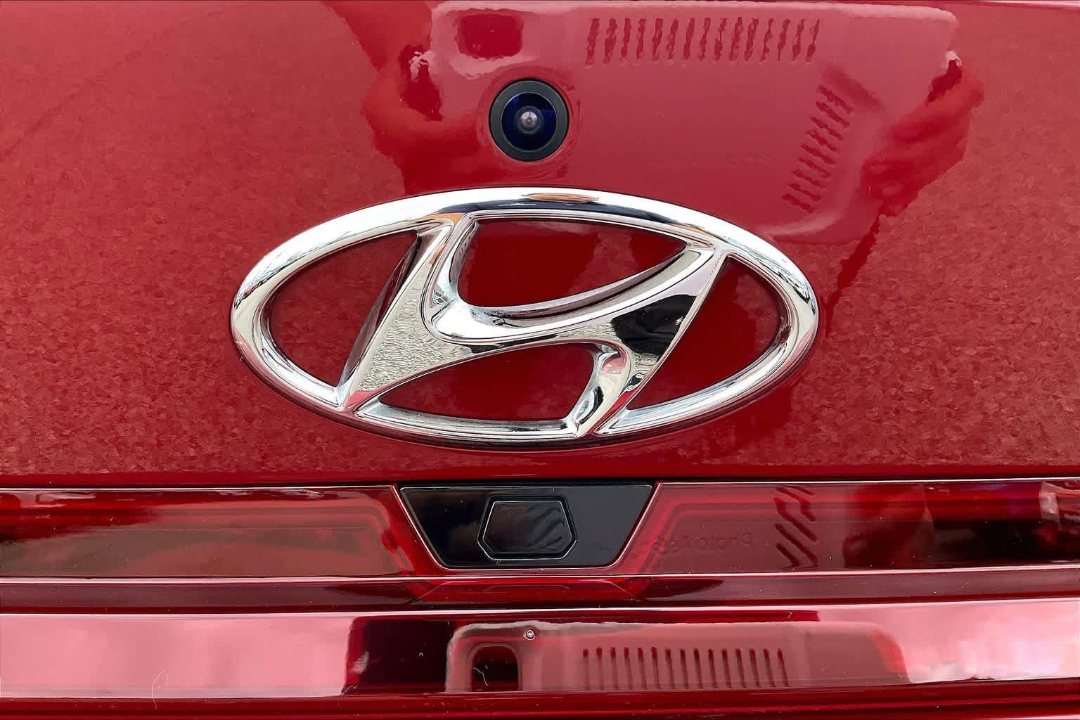 Used 2023 Hyundai Elantra SEL w/ Convenience Package FWD image 31