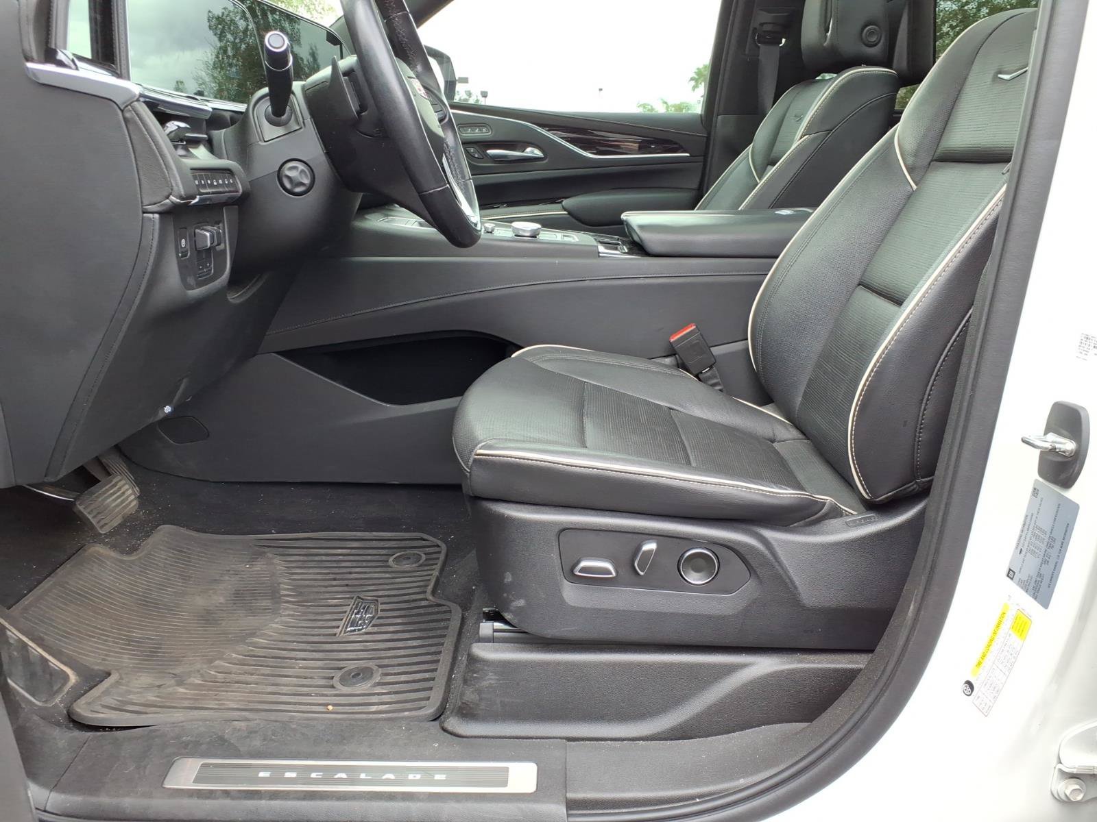 Used 2021 Cadillac Escalade Sport w/ Driver Assist Tech Package AWD/4WD image 22