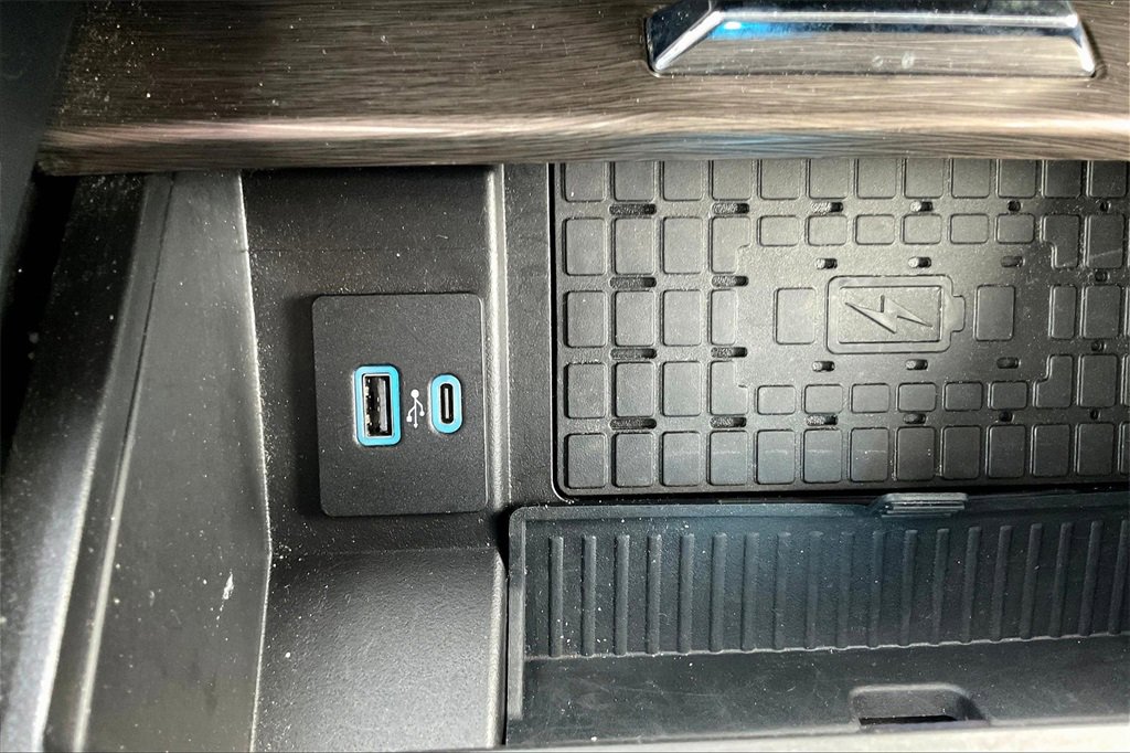 Used 2024 Ford Expedition Max Limited image 33