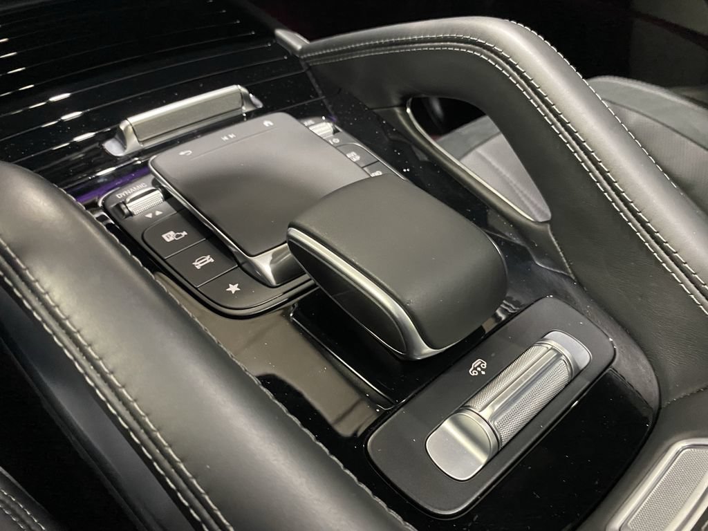 Used 2024 Mercedes-Benz GLS 63 AMG 4MATIC image 9
