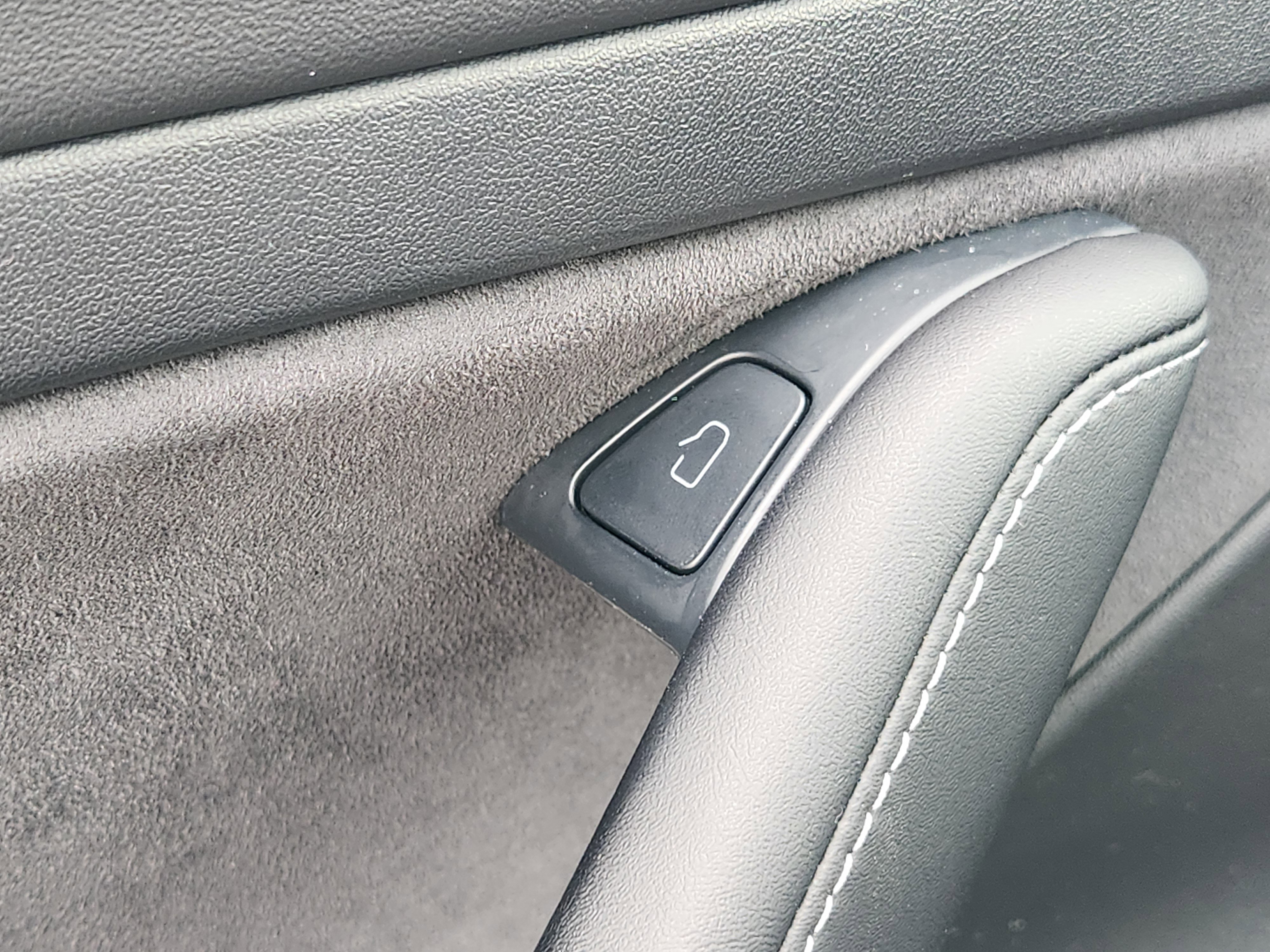 Used 2021 Tesla Model 3 Standard Range Plus image 27