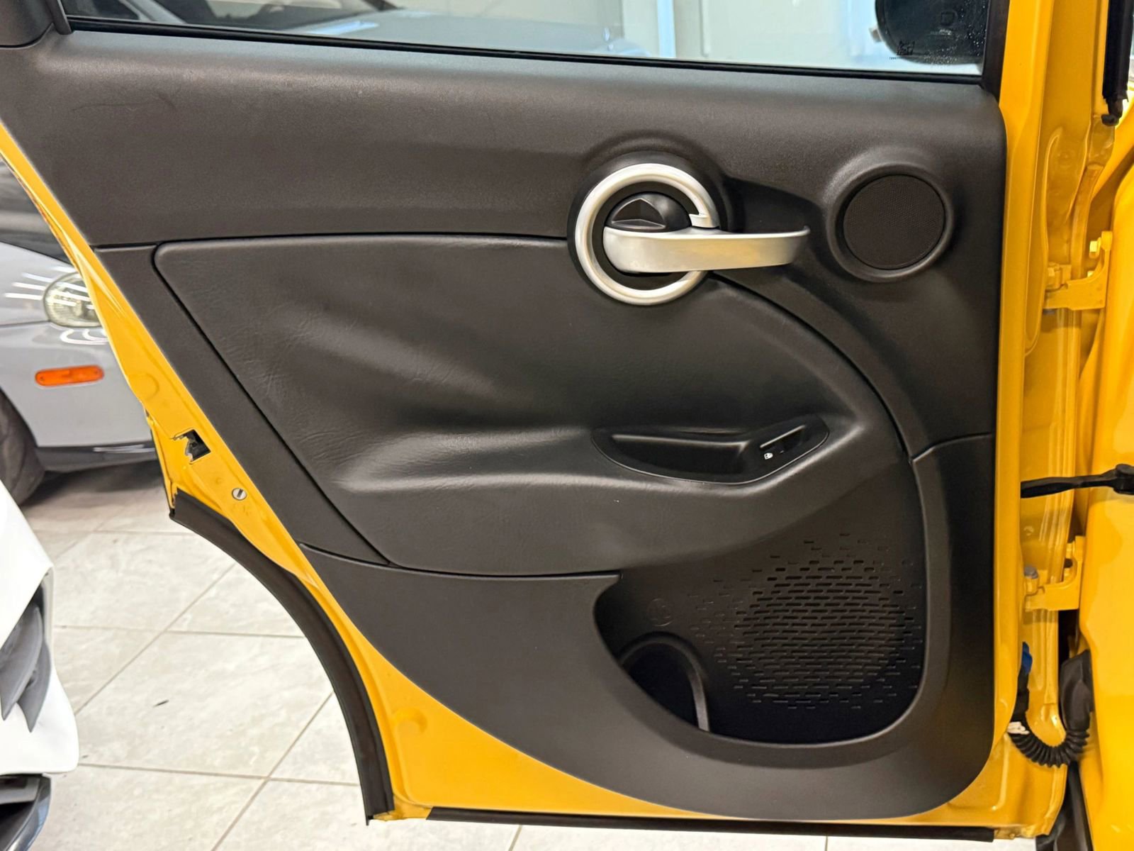 Used 2016 FIAT 500X Trekking image 17