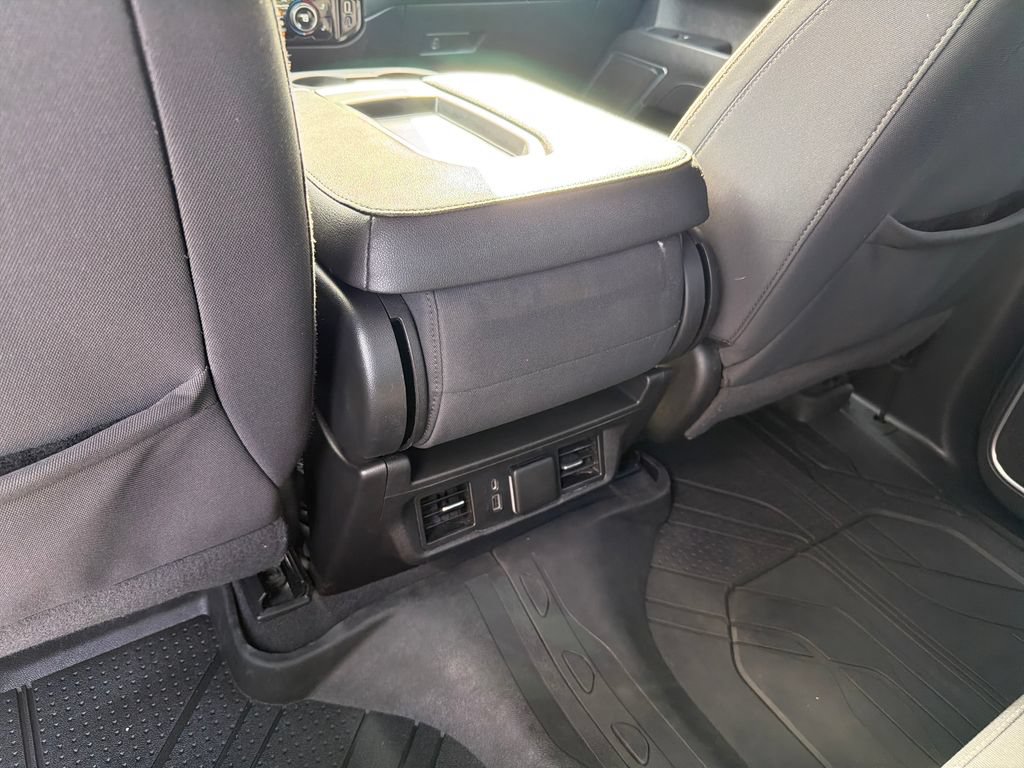 Used 2022 Chevrolet Silverado 1500 LT RWD image 32