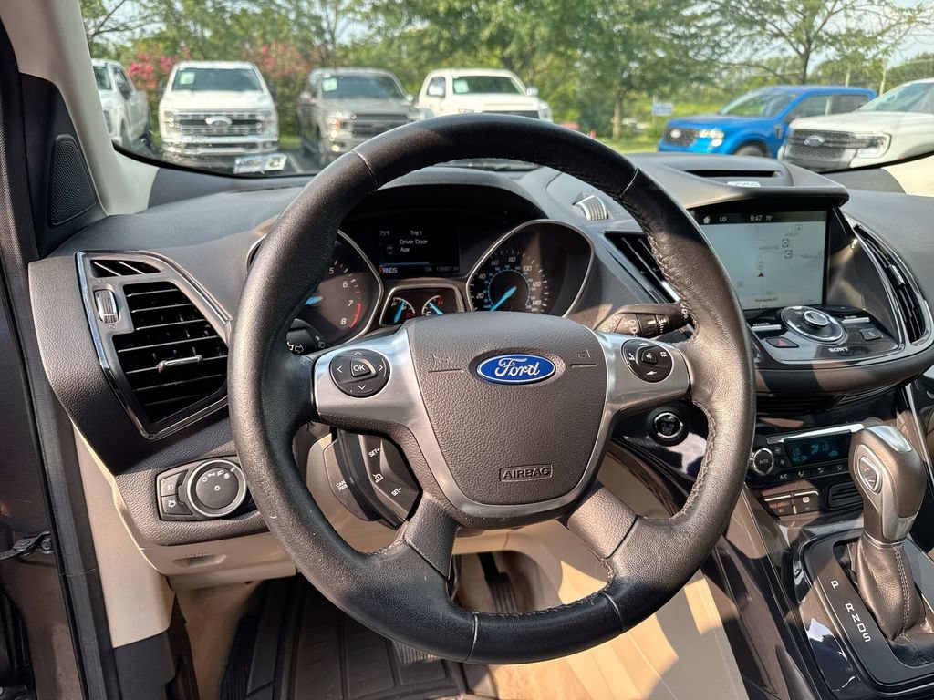Used 2016 Ford Escape Titanium AWD/4WD image 11