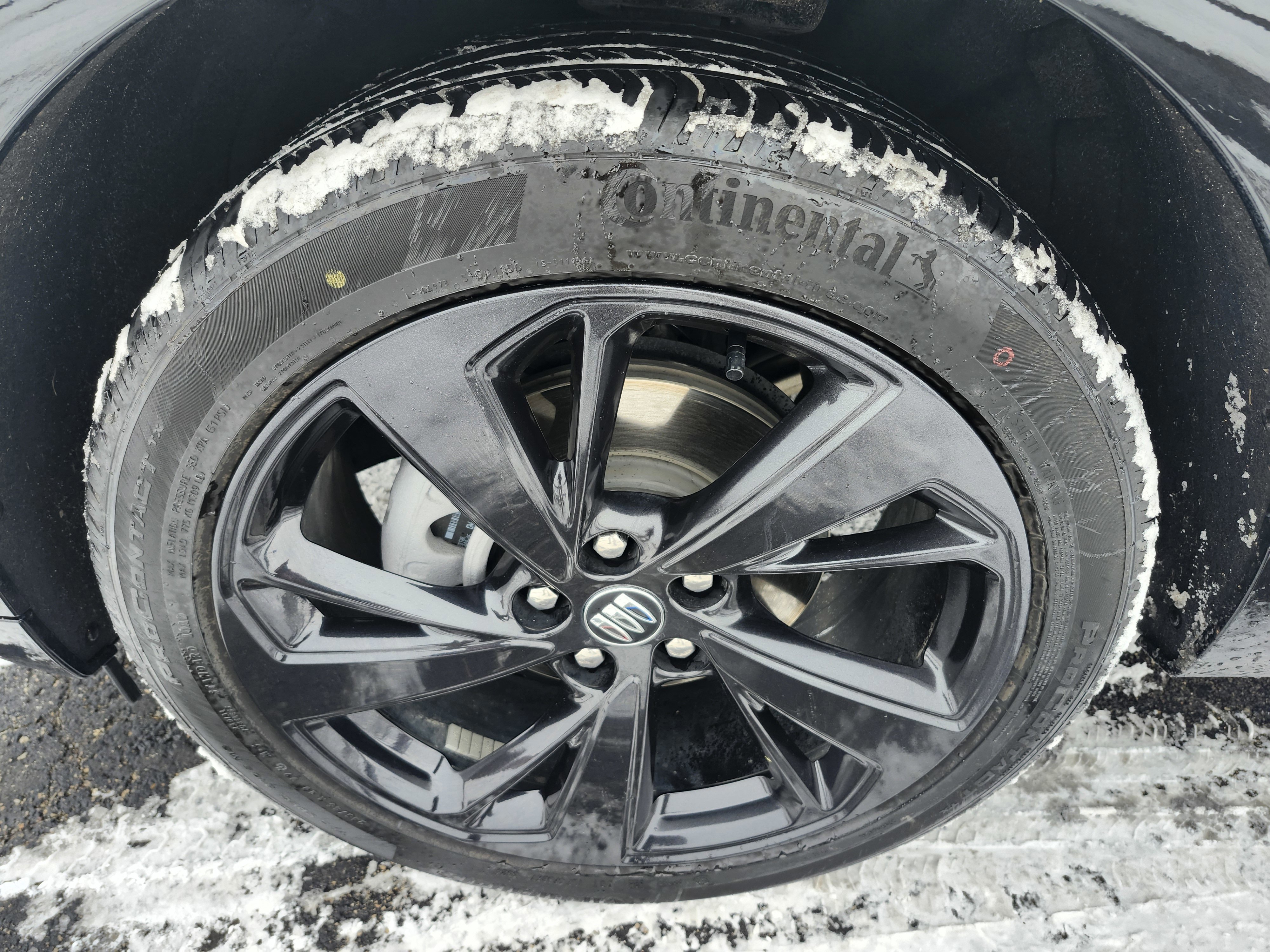 Used 2025 Buick Envision Sport Touring image 32