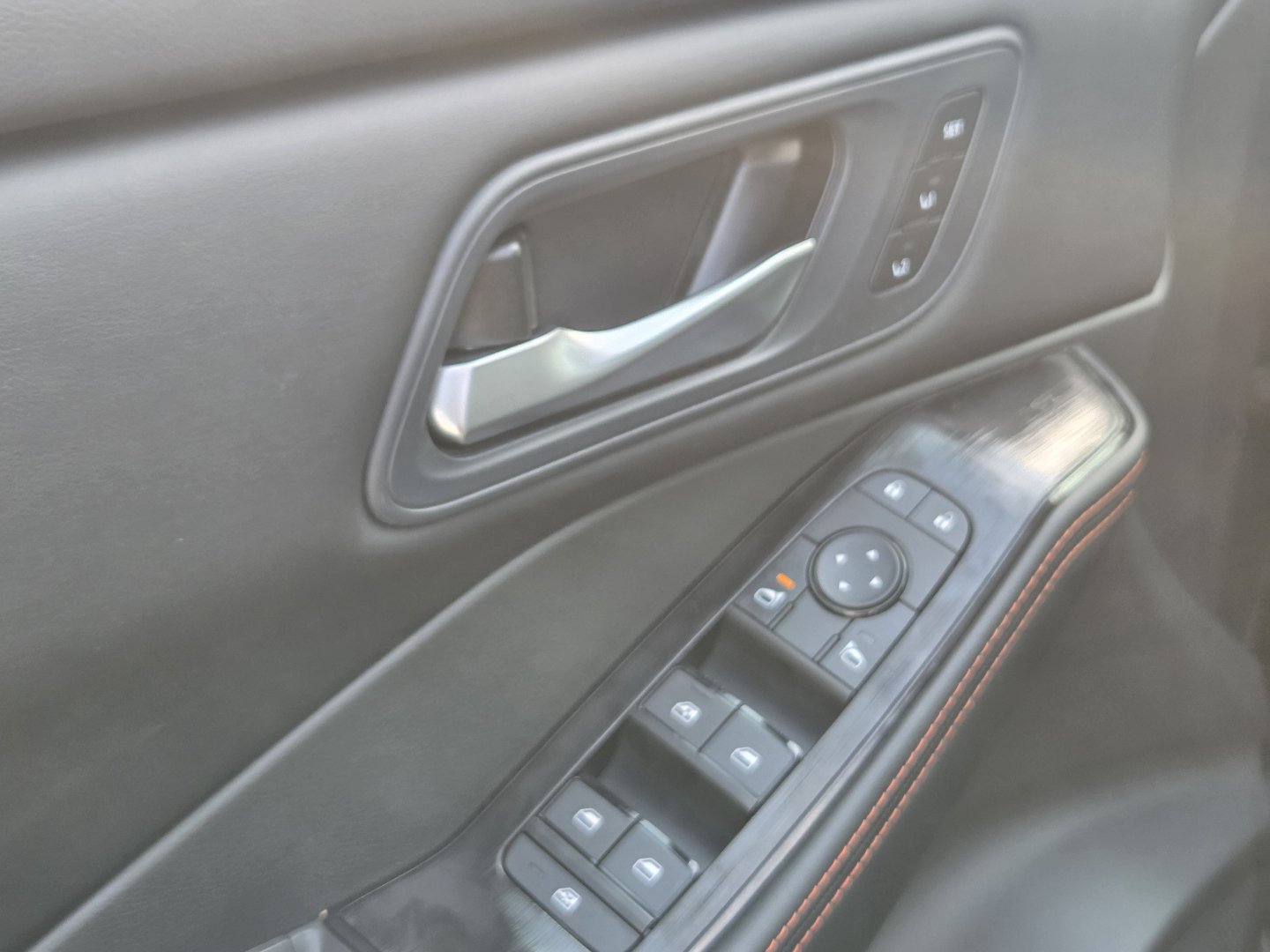 New 2027 Nissan Rogue SV AWD/4WD image 26