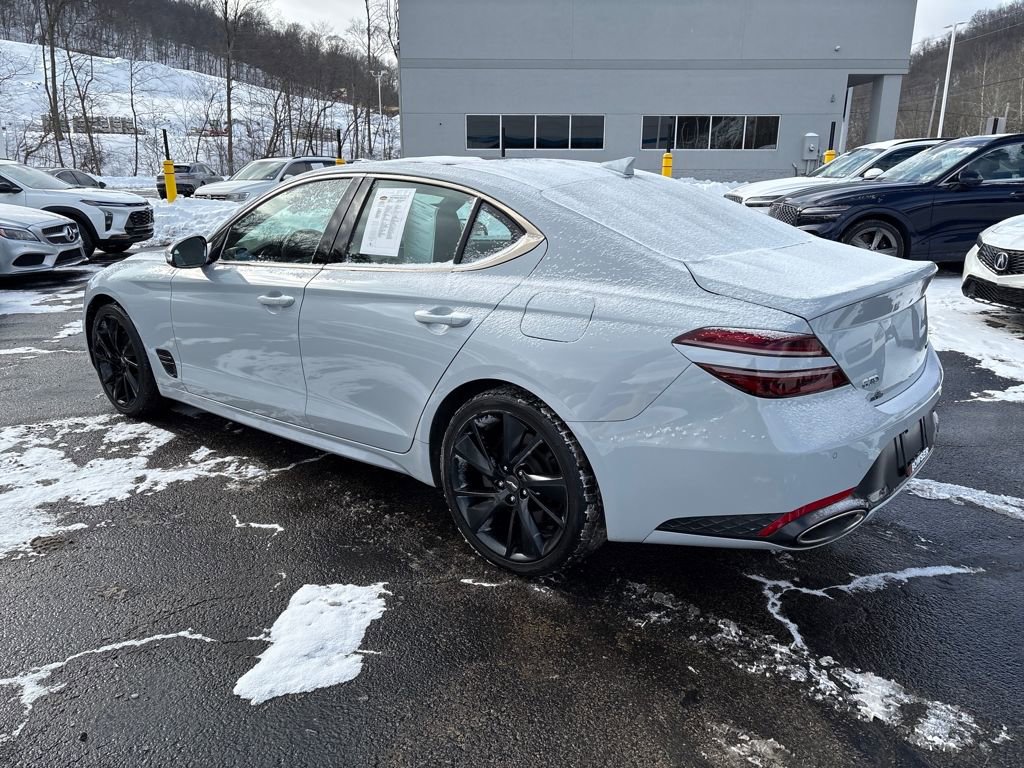 Used 2022 Genesis G70 3.3T w/ Sport Advanced Package video 3