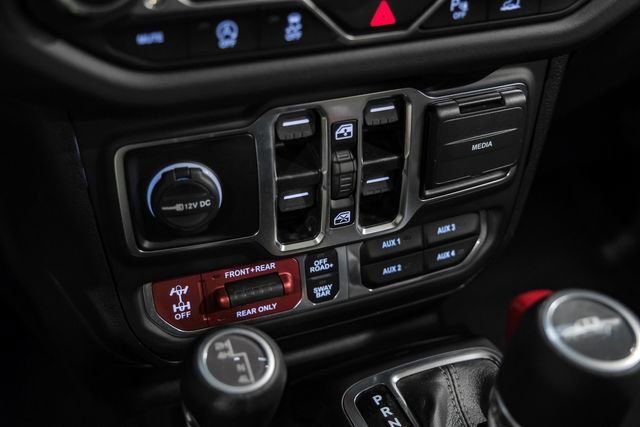 Used 2025 Jeep Gladiator Rubicon w/ Safety Group AWD/4WD image 64