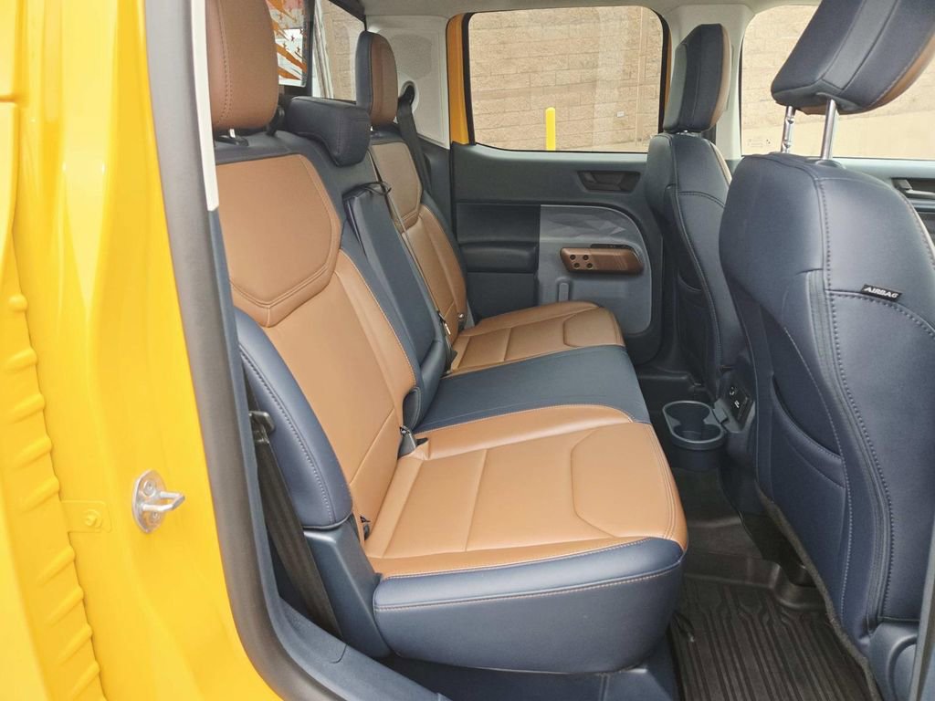 Used 2023 Ford Maverick Lariat w/ Lariat Luxury Package image 16