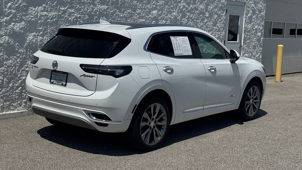 Used 2021 Buick Envision Avenir w/ Technology Package II AWD/4WD image 3