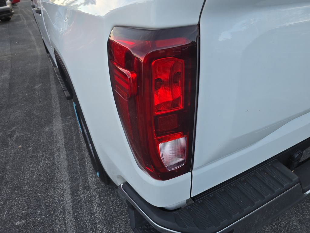 Used 2023 GMC Sierra 1500 Pro w/ Pro Value Package image 5