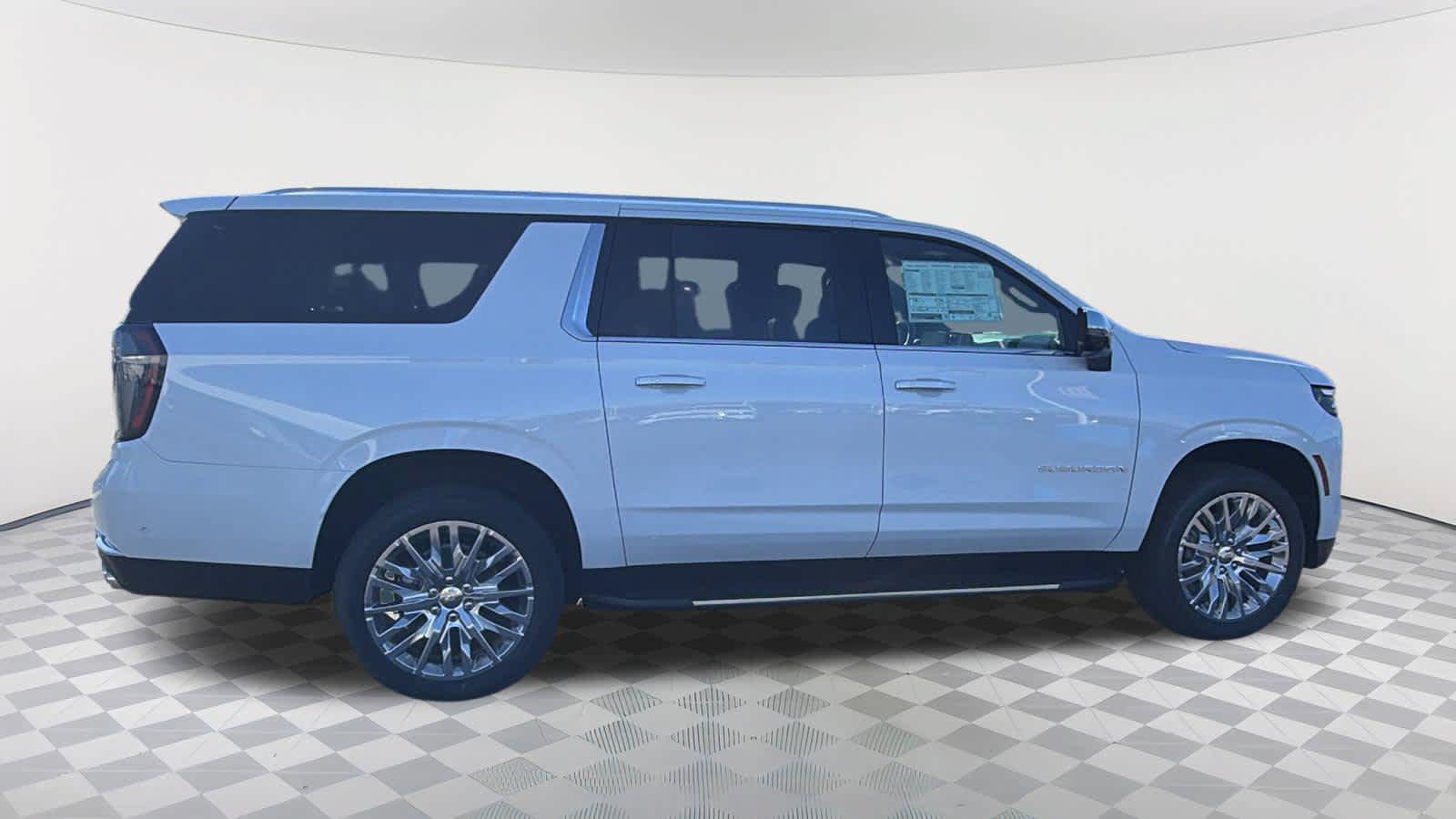 New 2026 Chevrolet Suburban Premier w/ Sun And Tow Package AWD/4WD image 4
