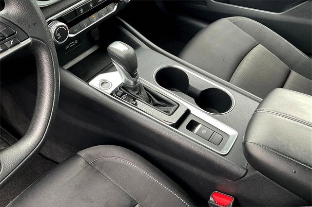 Used 2022 Nissan Altima 2.5 SV image 17