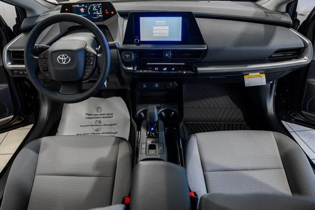New 2026 Toyota Prius LE image 17