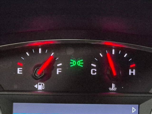 Used 2020 Chevrolet Traverse LT FWD image 17
