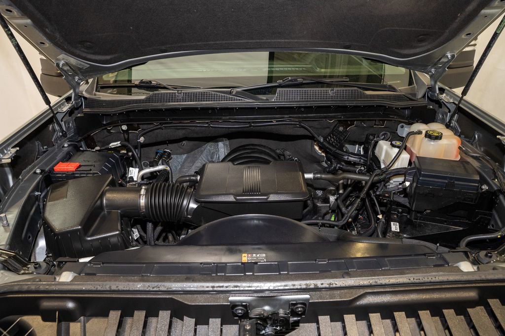 Used 2024 Chevrolet Silverado 2500 LT w/ Convenience Package image 19