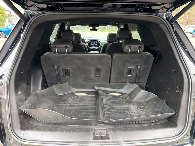 Used 2023 Chevrolet Traverse Premier w/ Redline Edition AWD/4WD image 22
