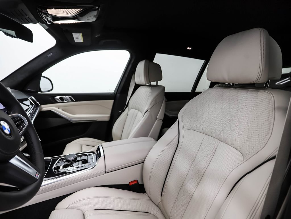 Used 2026 BMW X7 xDrive40i w/ M Sport Package image 11