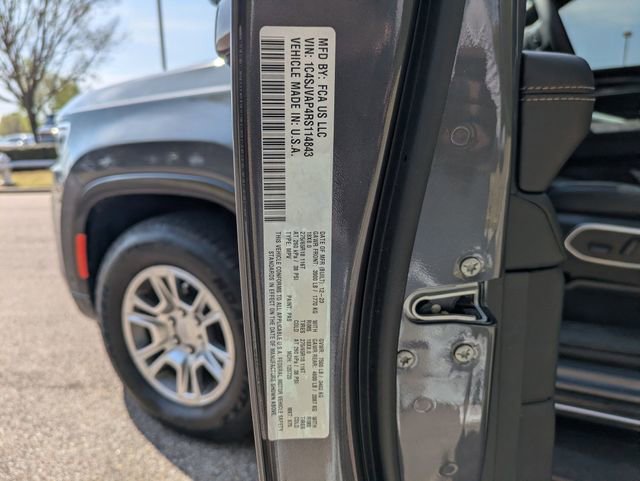 Used 2024 Jeep Wagoneer 4WD w/ Convenience Group I image 31