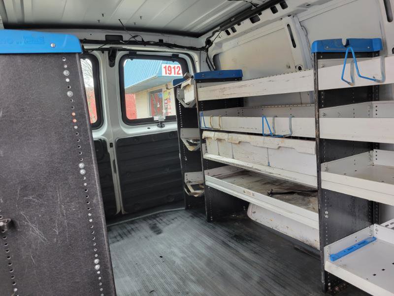 Used 2016 Chevrolet Express 2500 image 34