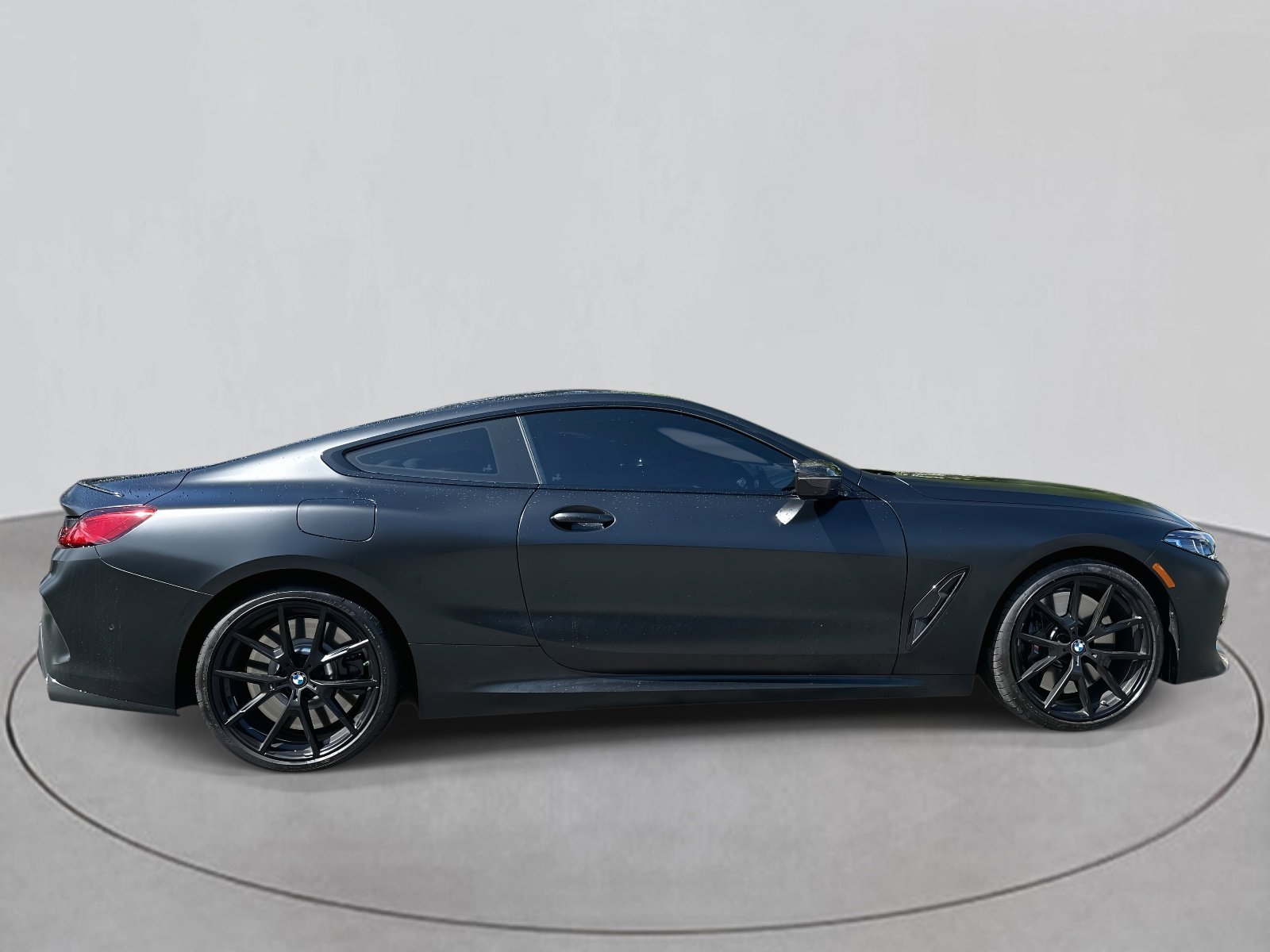 New 2026 BMW M850i xDrive Coupe w/ M Carbon Exterior Package image 6