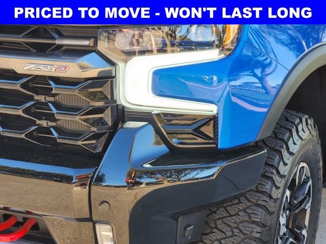 Used 2025 Chevrolet Silverado 1500 ZR2 w/ Technology Package image 17