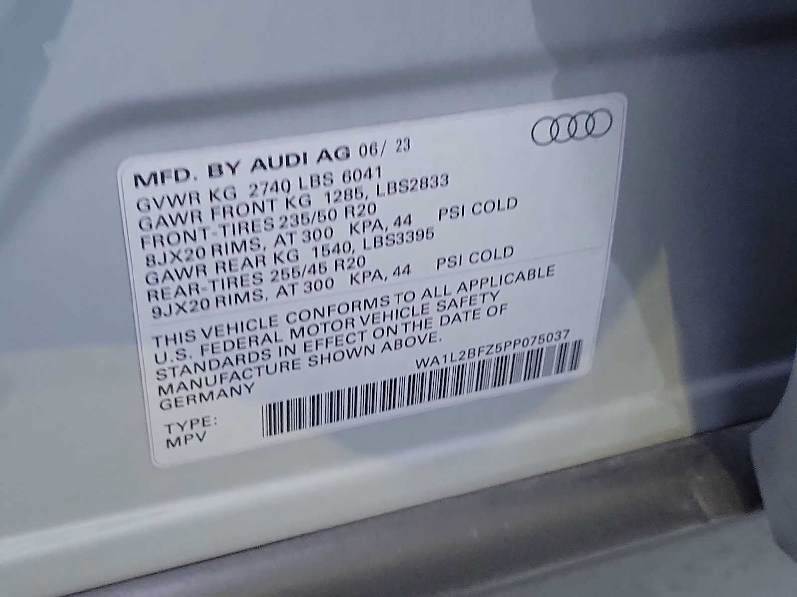 Certified 2023 Audi Q4 e-tron Premium Plus w/ Premium Plus AWD/4WD image 36