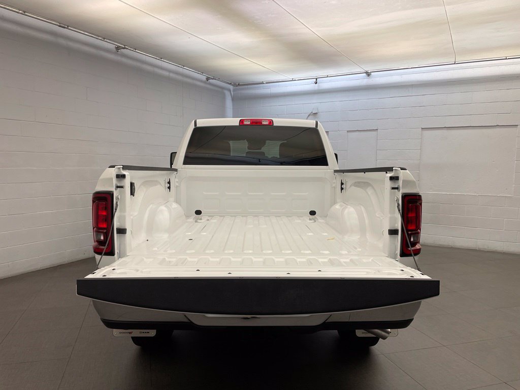 New 2027 RAM 2500 Tradesman AWD/4WD image 5