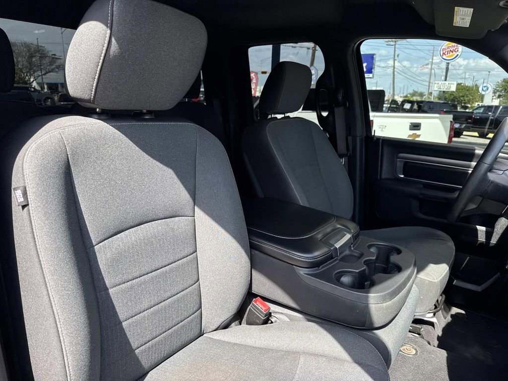 Used 2021 RAM 1500 Classic Warlock w/ Electronics Group AWD/4WD image 11