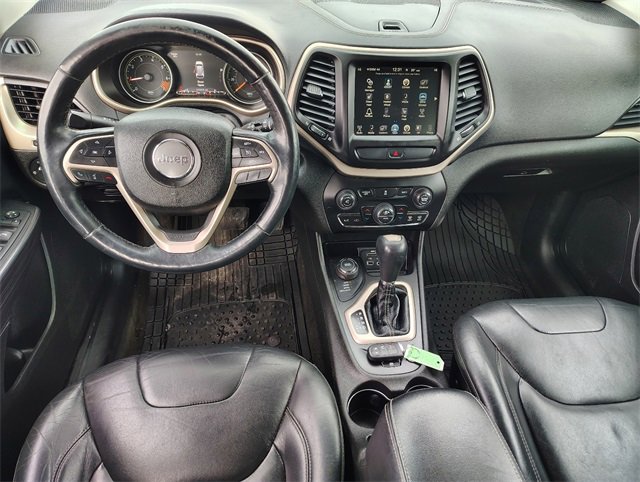 Used 2015 Jeep Cherokee Limited image 12