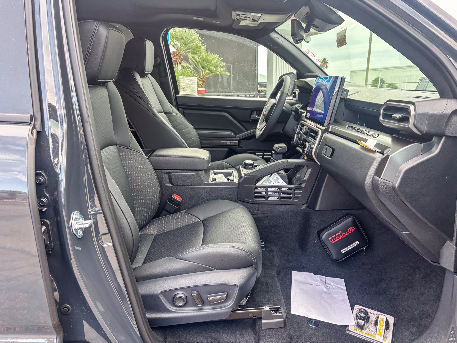 New 2026 Toyota Tacoma TRD Sport w/ TRD Sport Premium Package AWD/4WD image 19