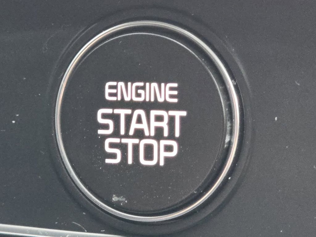 Used 2025 Kia K5 GT-Line w/ GT-Line Premium Package image 35