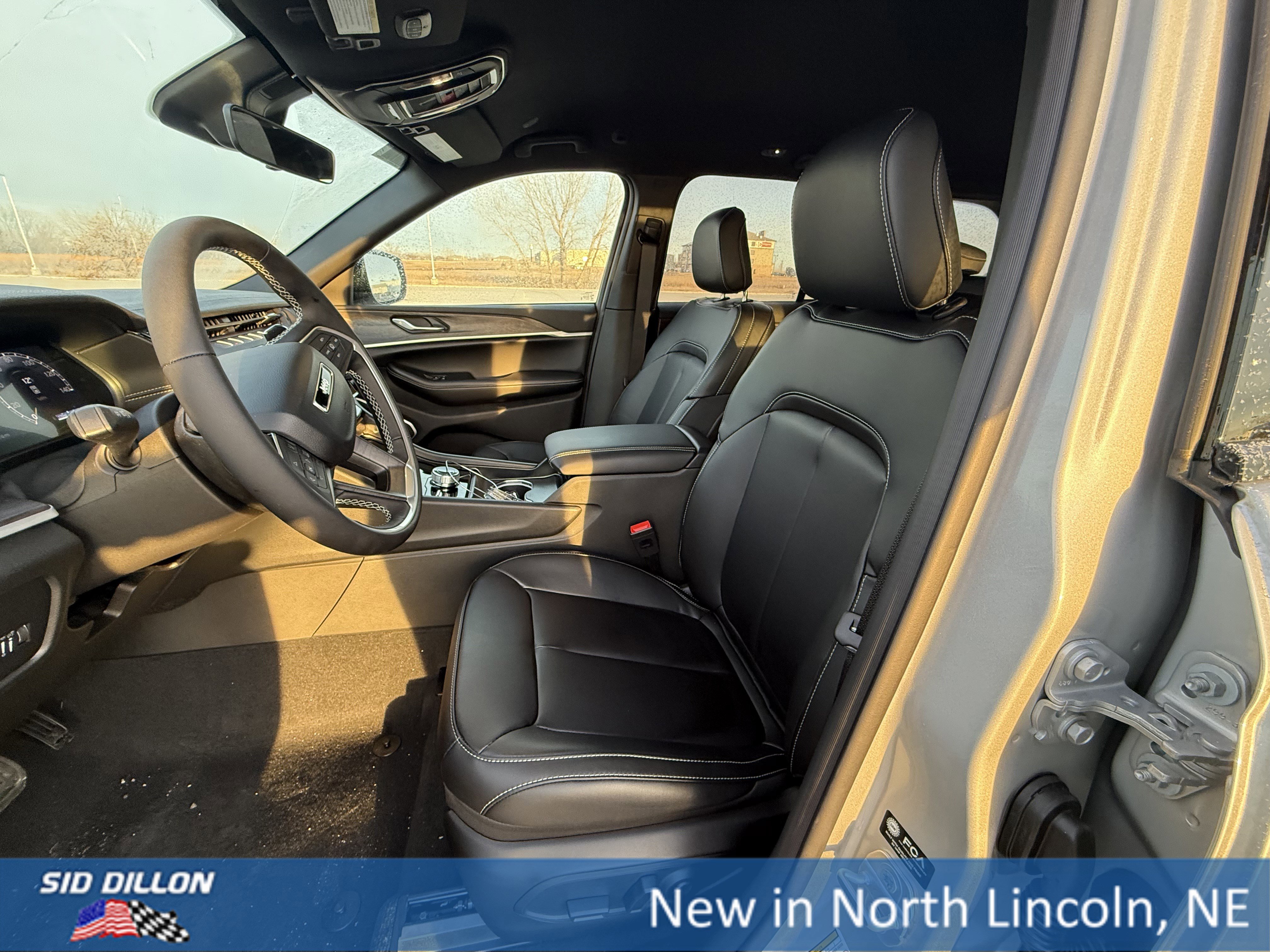 New 2026 Jeep Grand Cherokee Limited image 13