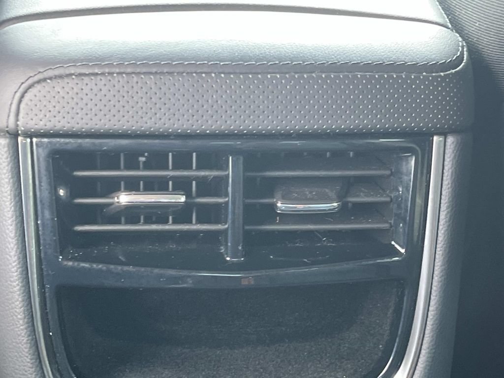 Used 2016 Cadillac CTS Luxury RWD image 18