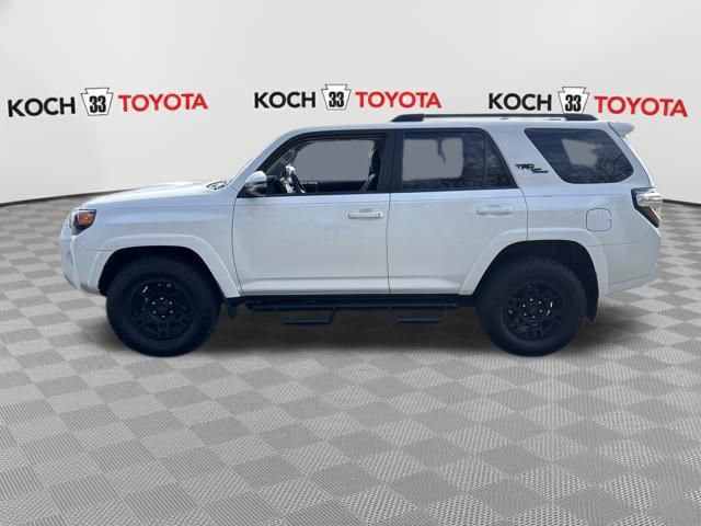 Used 2021 Toyota 4Runner TRD Off-Road Premium w/ Moonroof Package image 4