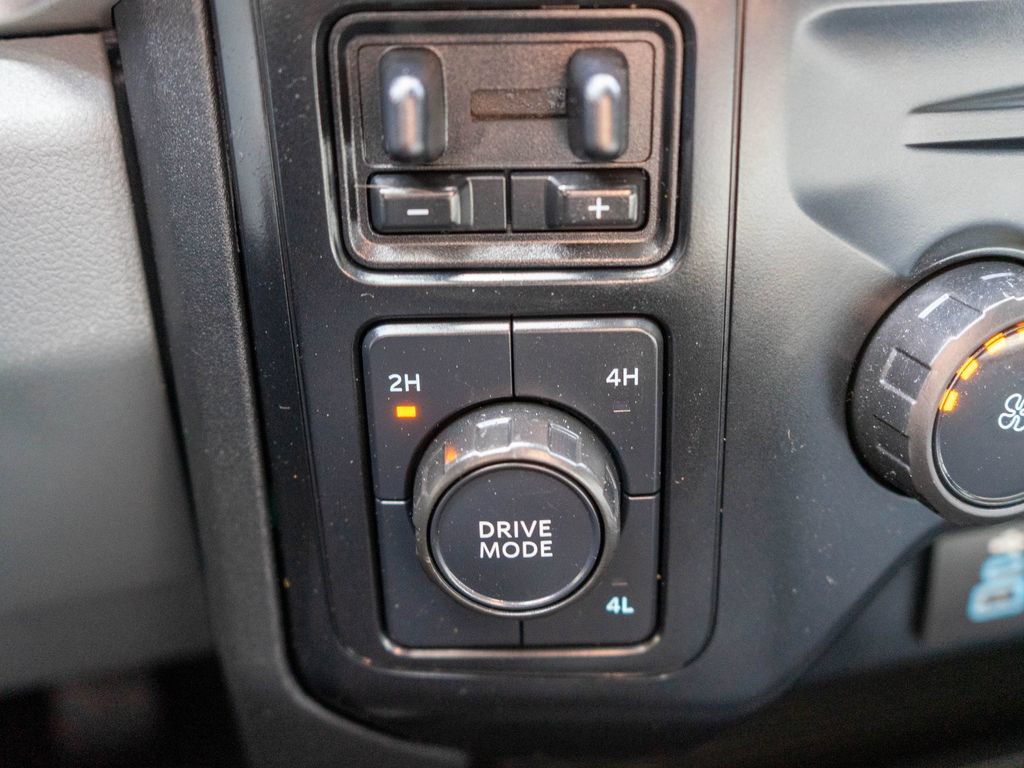 Used 2023 Ford F450 XLT w/ FX4 Off-Road Package AWD/4WD image 21