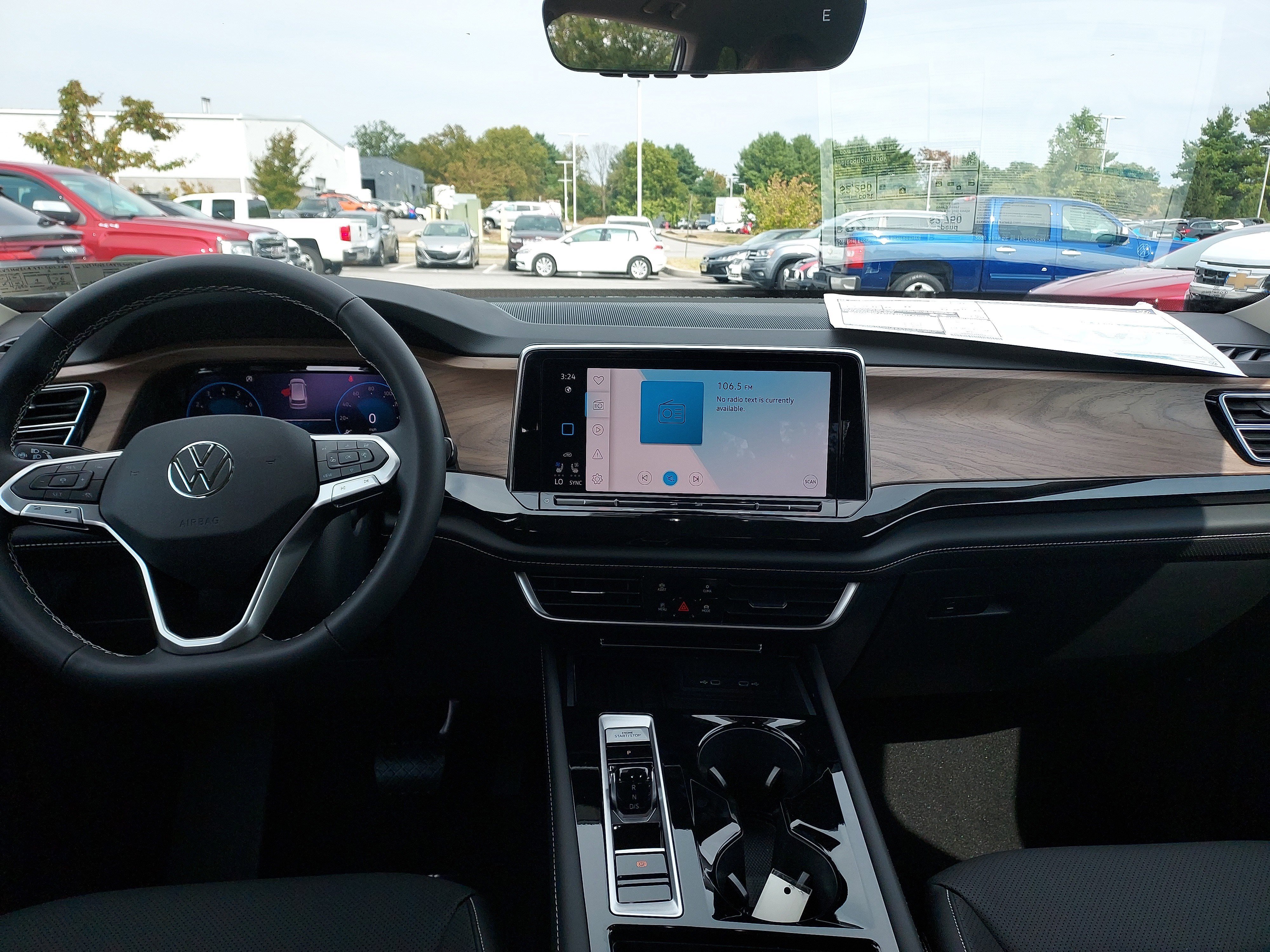 New 2026 Volkswagen Atlas SE image 19