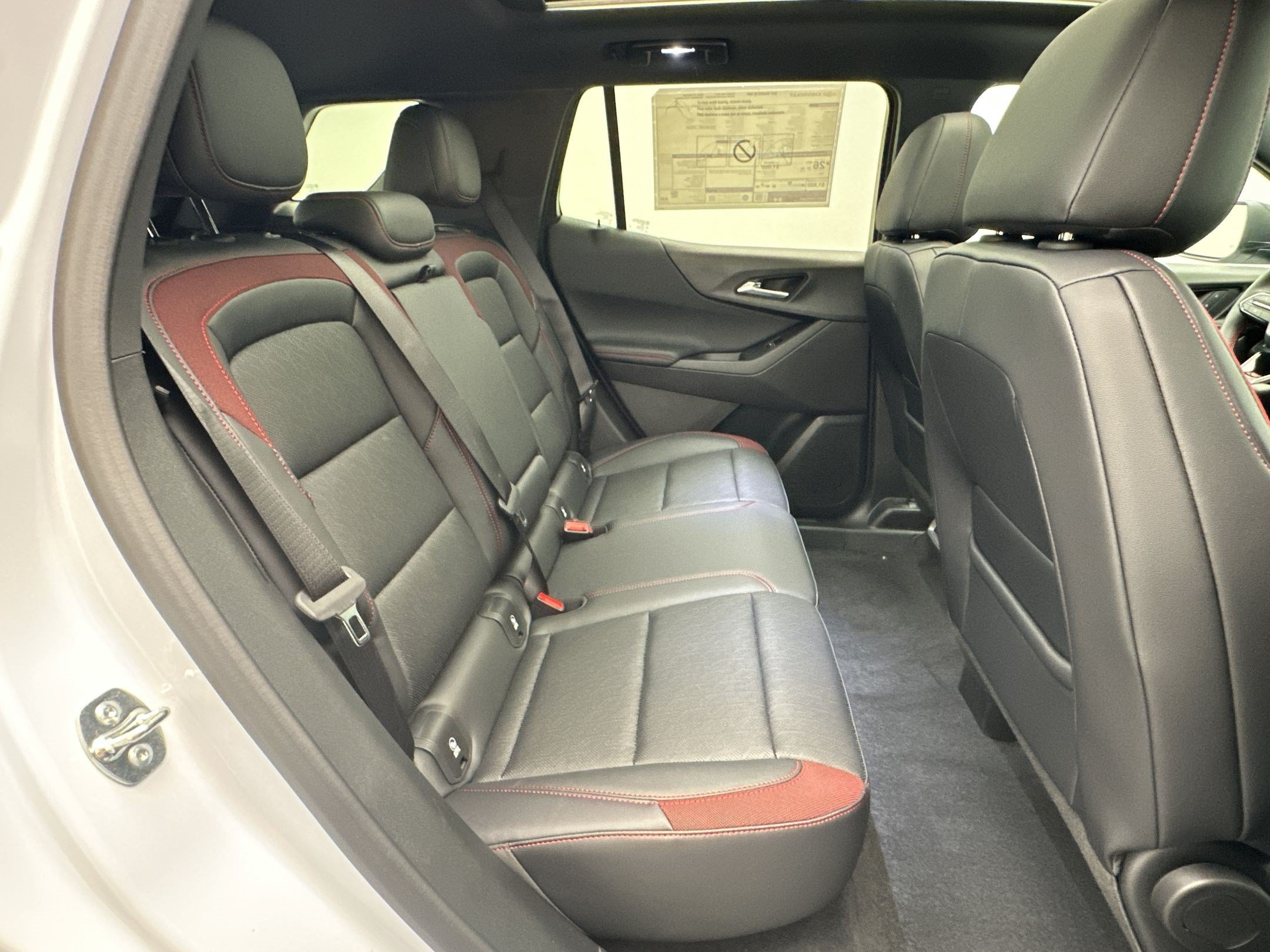New 2027 Chevrolet Equinox RS w/ LPO, Floor Liner Package AWD/4WD image 31