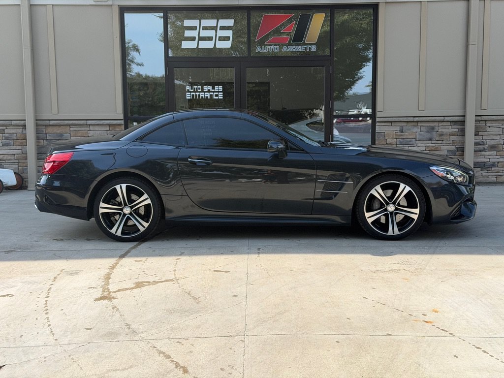 Used 2017 Mercedes-Benz SL 450 w/ Premium I Package image 2