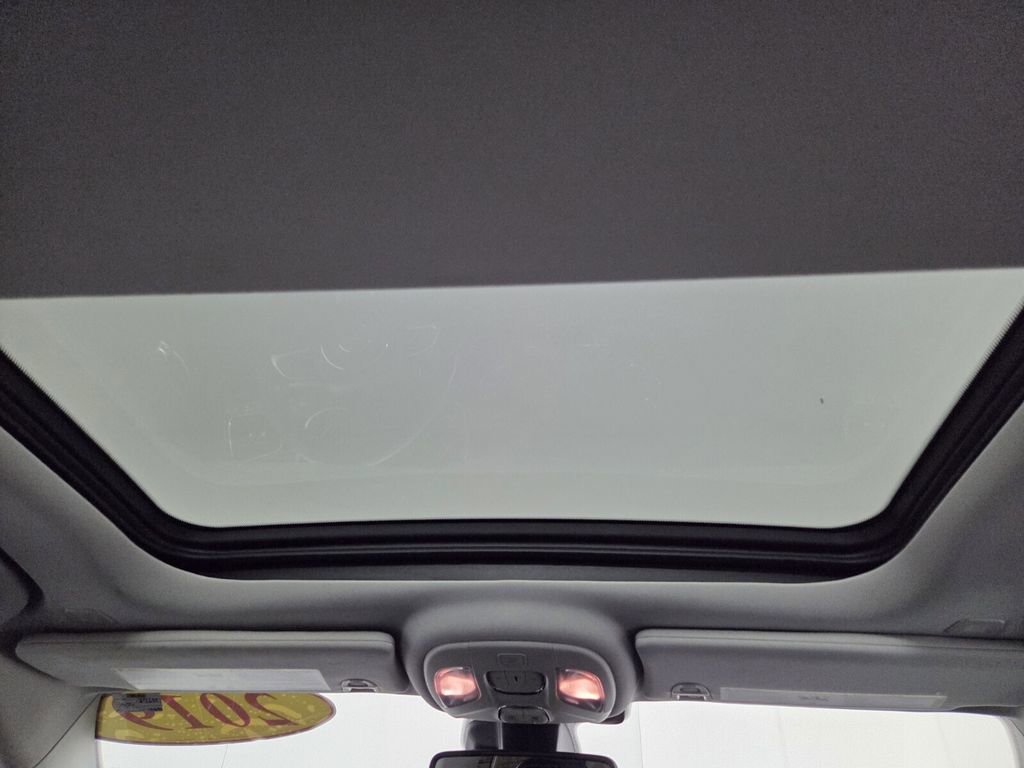 Used 2019 Jeep Compass Limited w/ Advanced Safety Group image 33