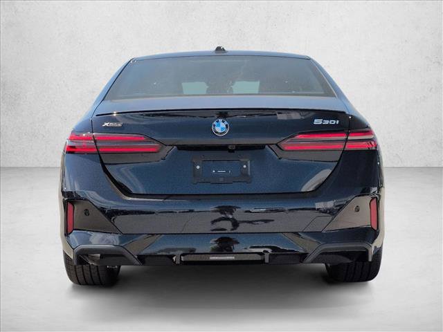 New 2026 BMW 530i xDrive w/ M Sport Package AWD/4WD image 8